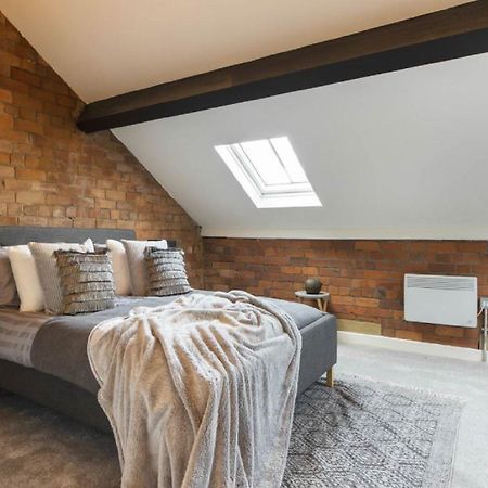 5-Bedroom Luxury Duplex Penthouse Bradford  Eksteriør billede